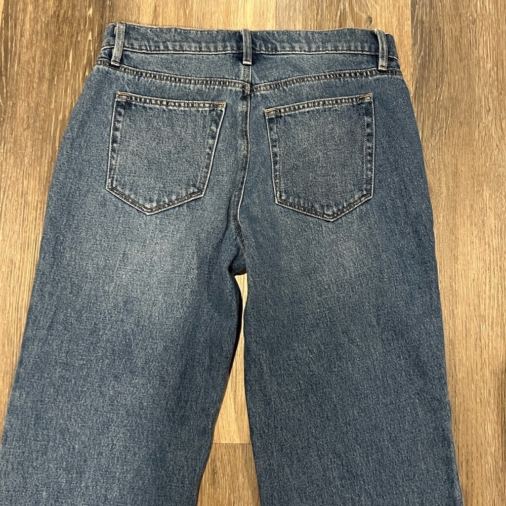 Loft The relaxed straight patch pocket med wash jean size 27/4 - Picture 4 of 7